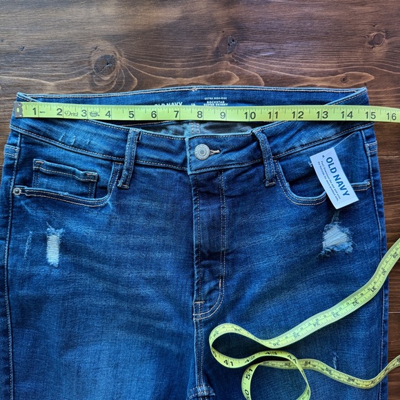 Old Navy Dark Blue Distressed Skinny Jeans - Picture 6 of 8